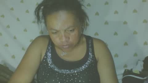 LorahxVane online show from 04-28-26, 12:21