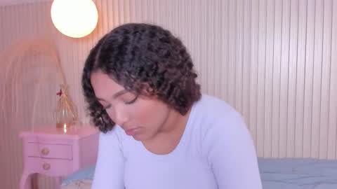 Snapshot of loraine_rios chatting on 01-13-26, 04:18 Loraine Rios online show from 01-13-26, 04:18