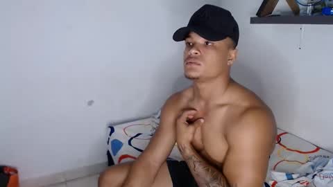 Dominic online show from 11-11-25, 07:03