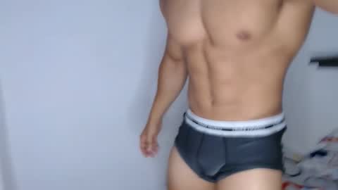 Dominic online show from 11-28-25, 02:31