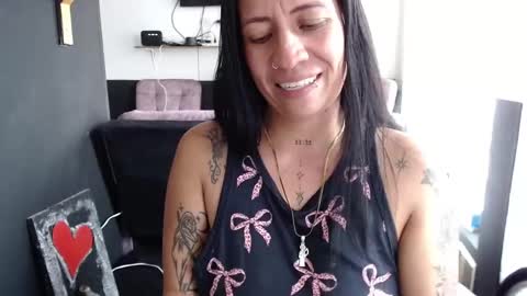 Snapshot of lore_02 chatting on 03-27-26, 02:06 lore online show from 03-27-26, 02:06