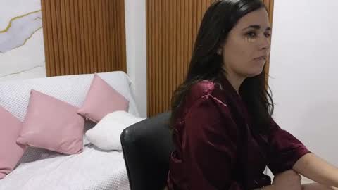 Loren online show from 04-27-26, 03:04