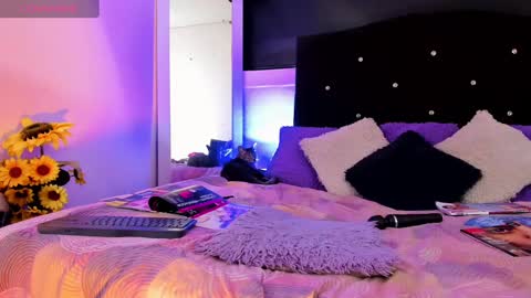 Snapshot of lorena_capelli_ chatting on 01-24-25, 05:10 lesly lorena online show from 01-24-25, 05:10