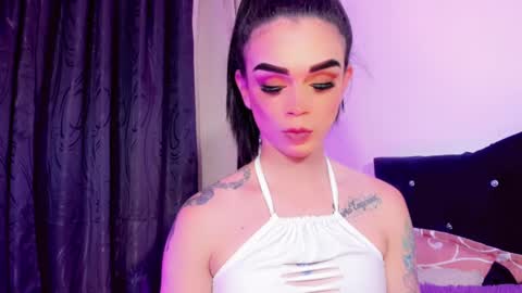 Snapshot of lorena_capelli_ chatting on 09-11-25, 11:16 lesly lorena online show from 09-11-25, 11:16