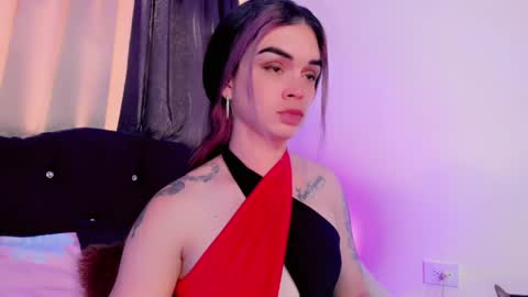 lesly lorena online show from 05-30-26, 07:44