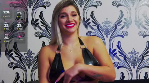 Snapshot of lorenaryan chatting on 01-20-25, 05:27 lorenaryan online show from 01-20-25, 05:27