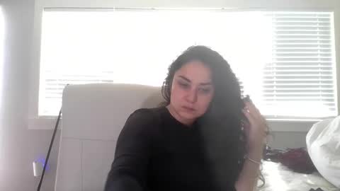 lorenlovely online show from 11-30-25, 07:51