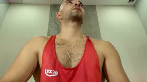  L O R E N Z O  Thumbs Up help  online show from 07-14-26, 05:40