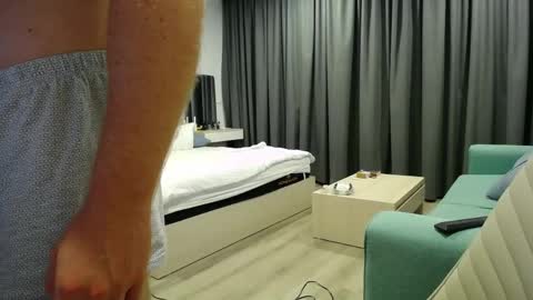 Snapshot of lorenzolux chatting on 04-30-26, 06:03 Lorenz online show from 04-30-26, 06:03