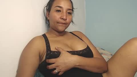 Loretta Gmez online show from 02-06-26, 02:27