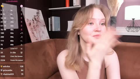Alice online show from 02-26-25, 01:32