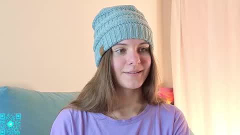 Chloe for Fan BlackHole online show from 11-15-25, 07:21