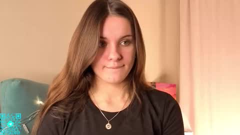 Chloe for Fan BlackHole online show from 11-29-25, 06:55