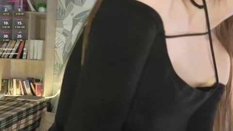 Snapshot of lorettedarsi chatting on 05-19-26, 01:56 lorettedarsi online show from 05-19-26, 01:56
