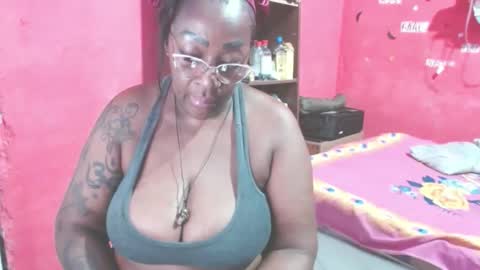 loretybighot online show from 12-22-25, 01:08