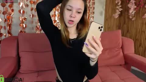 LORI online show from 02-10-26, 09:13