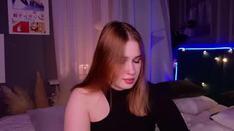 Lori online show from 03-09-25, 07:05