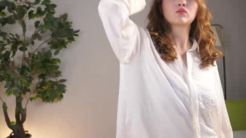 Snapshot of loritakufeldt chatting on 12-03-25, 07:01 Lina online show from 12-03-25, 07:01