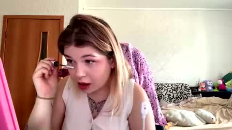 Snapshot of lorrainepurkiss chatting on 07-22-26, 03:31 Stasha online show from 07-22-26, 03:31