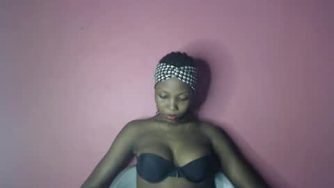 lorrycutie16 online show from 05-14-26, 08:26