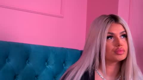 Lorry online show from 11-21-25, 04:44