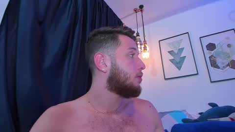 Snapshot of los_juanes chatting on 12-11-24, 11:00 JUAN  JUAN online show from 12-11-24, 11:00