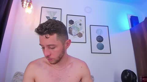 Snapshot of los_juanes chatting on 01-07-25, 09:35 JUAN  JUAN online show from 01-07-25, 09:35