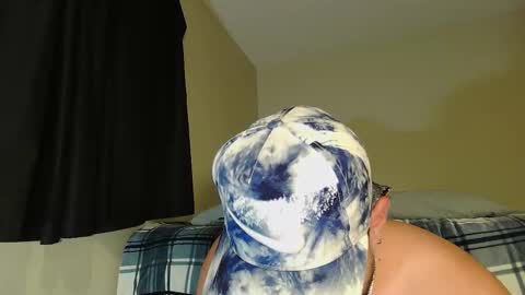 Snapshot of los_juanes chatting on 10-29-25, 09:33 JUAN  JUAN online show from 10-29-25, 09:33