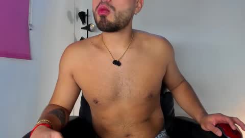 JUAN  JUAN online show from 02-05-26, 10:31