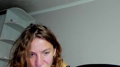 Snapshot of lost_moon chatting on 10-11-25, 05:55 lost_moon online show from 10-11-25, 05:55