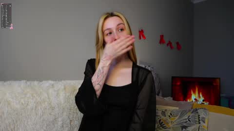 Jess online show from 04-26-26, 01:47