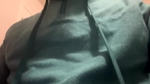 Snapshot of lostem7 chatting on 12-16-24, 03:40 lostem7 online show from 12-16-24, 03:40