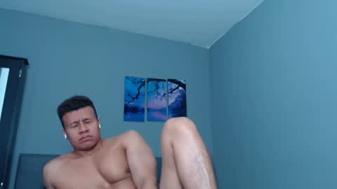 Snapshot of lothbrok_strong chatting on 11-13-25, 01:04 lothbrok online show from 11-13-25, 01:04