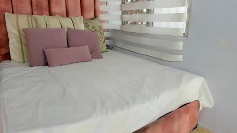  Lou Rosse  online show from 10-04-25, 08:29