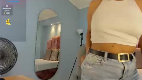 Snapshot of lou_rosse chatting on 06-11-26, 07:34 Lou Rosse online show from 06-11-26, 07:34