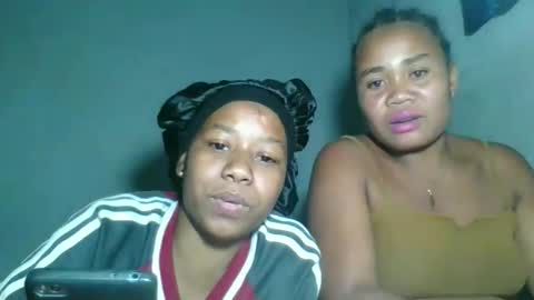 louane98 online show from 04-01-26, 07:00