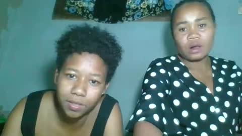 louane98 online show from 04-15-26, 02:02