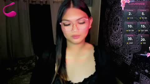 Snapshot of louheart chatting on 06-25-26, 06:45 Sweet online show from 06-25-26, 06:45