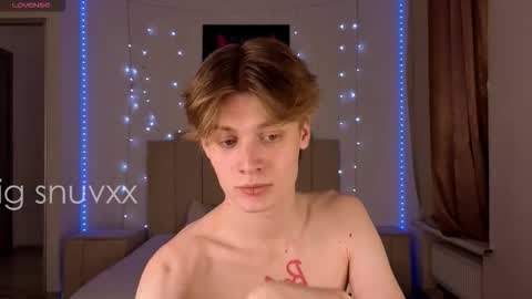 Snapshot of louie_evans chatting on 01-08-26, 08:44 louie_evans online show from 01-08-26, 08:44