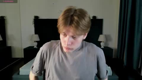 Snapshot of louie_evans chatting on 01-12-26, 09:42 louie_evans online show from 01-12-26, 09:42