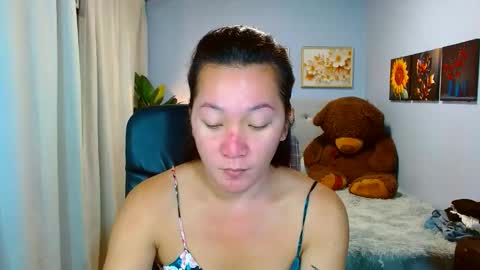 Snapshot of louie_sexy chatting on 06-01-26, 11:56 Cathy online show from 06-01-26, 11:56