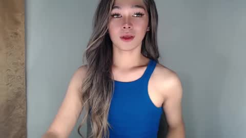 Snapshot of louilalicious chatting on 02-26-25, 11:09 louilalicious online show from 02-26-25, 11:09