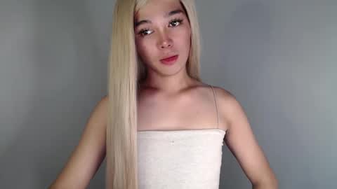 Snapshot of louilalicious chatting on 03-06-25, 11:25 louilalicious online show from 03-06-25, 11:25