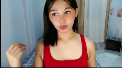 Snapshot of louilalicious chatting on 04-02-26, 12:47 louilalicious online show from 04-02-26, 12:47