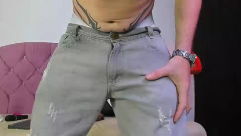 OF louis bcasta1 online show from 03-06-25, 11:03