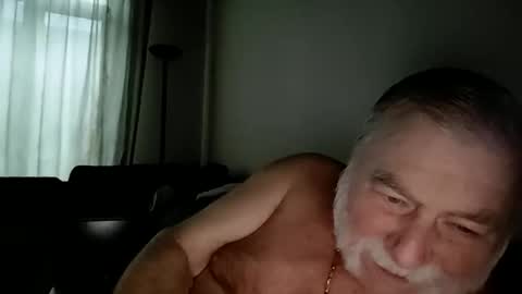 Snapshot of louis_chokdee chatting on 10-03-25, 04:48 louis_chokdee online show from 10-03-25, 04:48