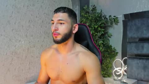 Louis online show from 11-09-25, 03:54