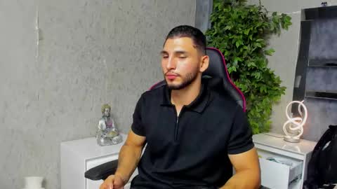 Louis online show from 12-04-25, 02:10