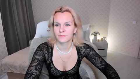 Louisa online show from 12-18-24, 08:09