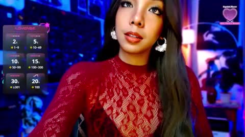 Snapshot of louisassy chatting on 05-21-26, 03:24 Louisa online show from 05-21-26, 03:24